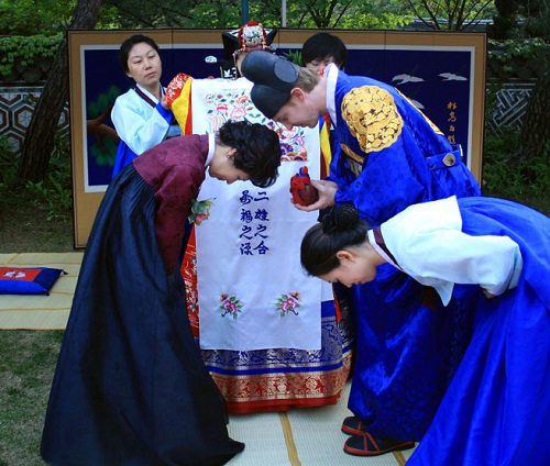 Image source: Koreabridge.net